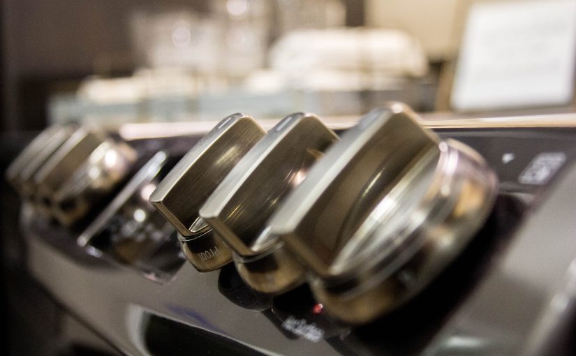 Jak zareagować kiedy lodówka przestaje utrzymywać temperaturę, a pralka wypuszcza wodę?